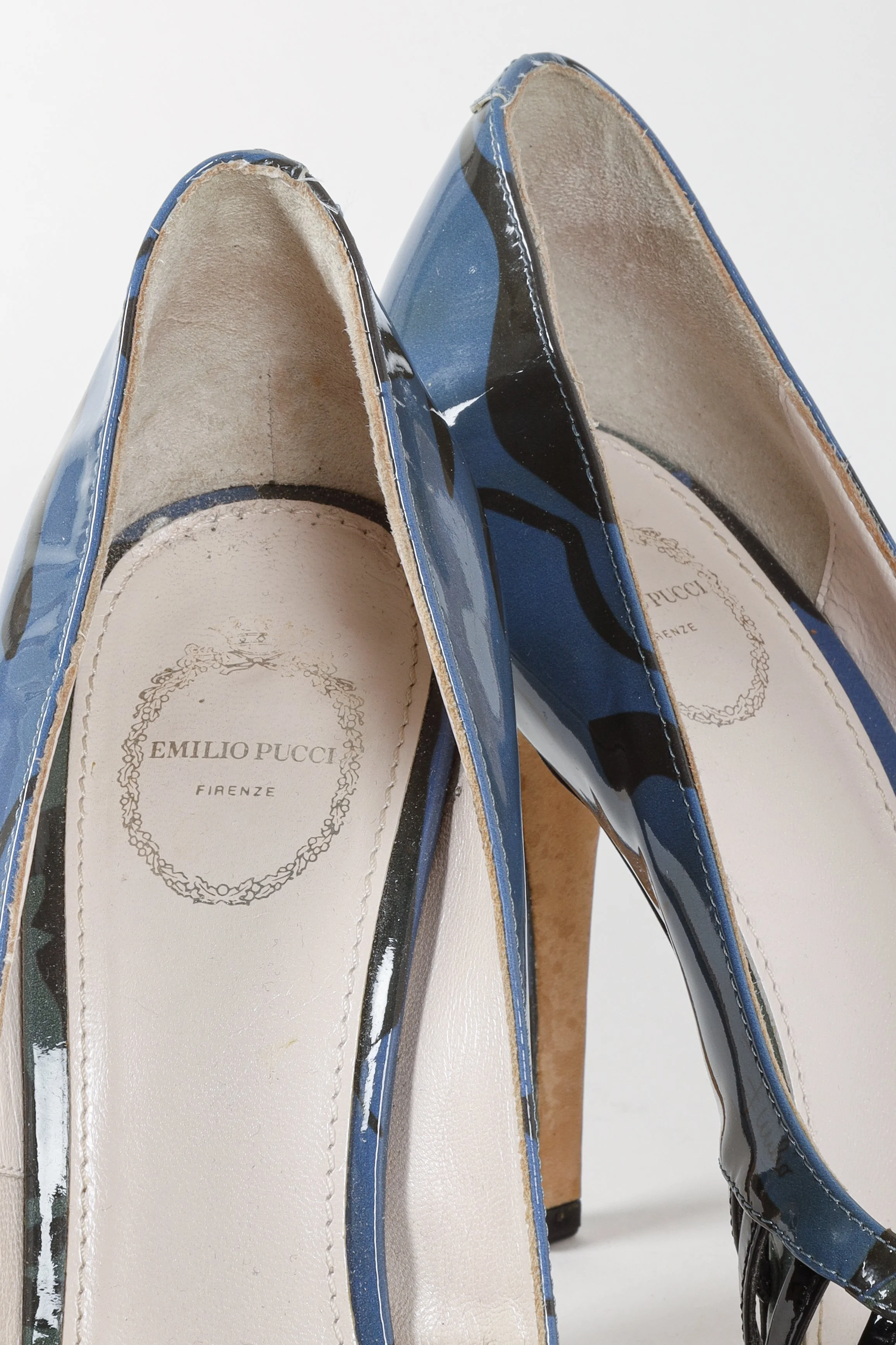 Navy blue 2025 patent leather pumps